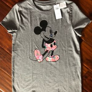 abercrombie kids NWT Mickey Mouse T-Shirt SZ 15/16